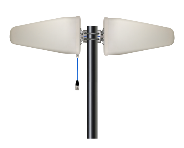 Dubbele Yagi Super Logarithm Richtantenne voor GSM repeater Dubbele Yagi Super Logarithm Richtantenne voor GSM repeater